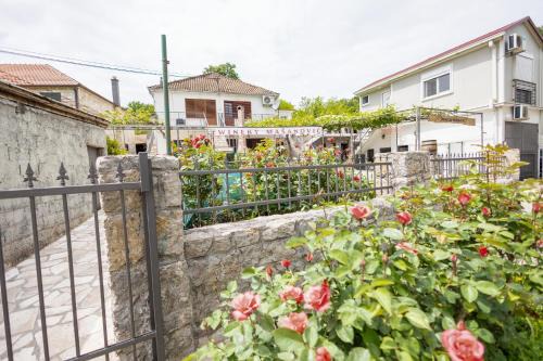 Virpazar Apartment | Railstone