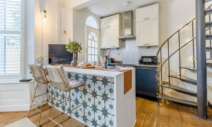 Whitstable Cottage | Railway Cottage - Stylish & Central Oasis in Whitstable