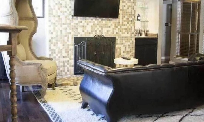 Waller Creek District Condo | Railyard Oasis 3 Bedrooms