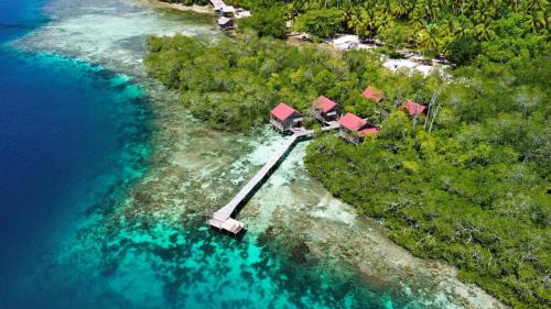 Sawinggrai House | Raja Ampat Blue Sea