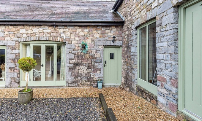 Llangadog Cottage | Ramblers Retreat - UK48386
