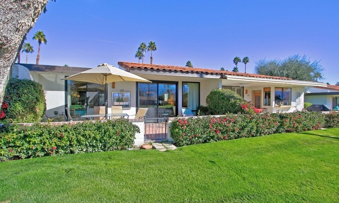 Rancho Mirage Condo | Rancho Las Palmas CC - Lovely 2 Bedroom/2 Bath on Golf Course in Rancho Mirage