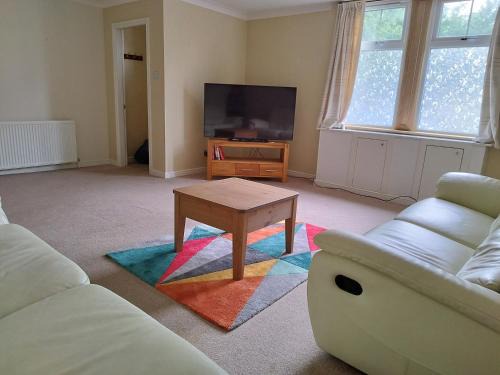 Buckhaven Apartment | Randolph Retreat