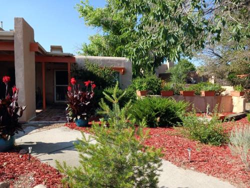 Santa Fe House | Randy's Roost