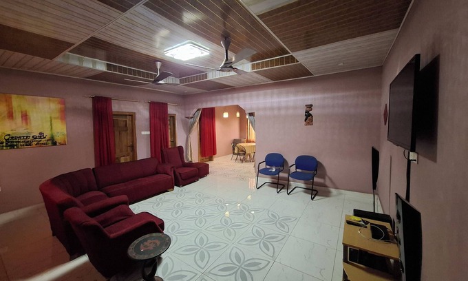 Kumasi Apartment | RANKBEL HOLIDAYS APARTMENT