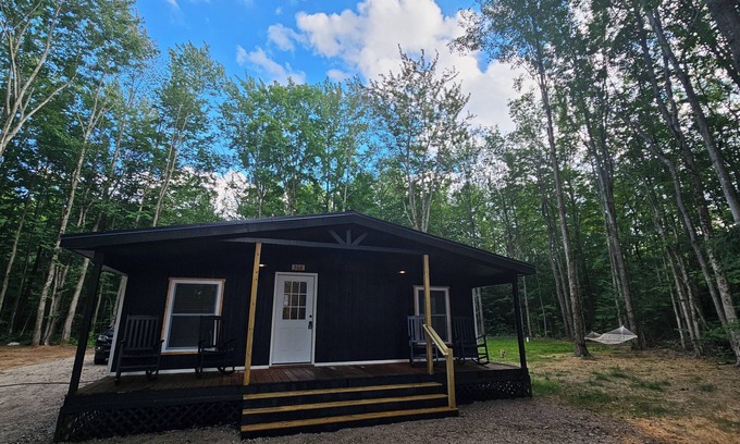 Mancelona Cottage | Rapid River Retreat Cottage - 3 Bed, 2 Bath, 2.5 acres, & Hot Tub