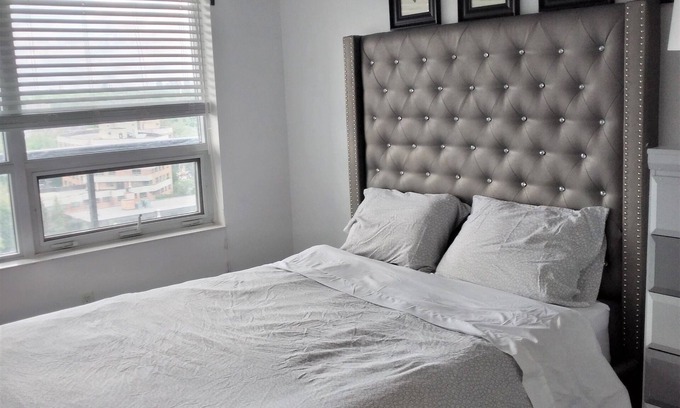 Englemount - Lawrence Condo | Rare find - 2 bedroom, 2 bathroom condo with great view