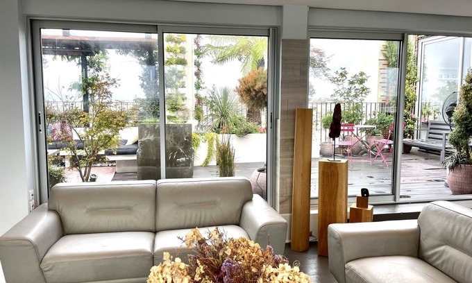 Porte-Dauphine Apartment | Rare: Rooftop terrace, 360° view on Paris