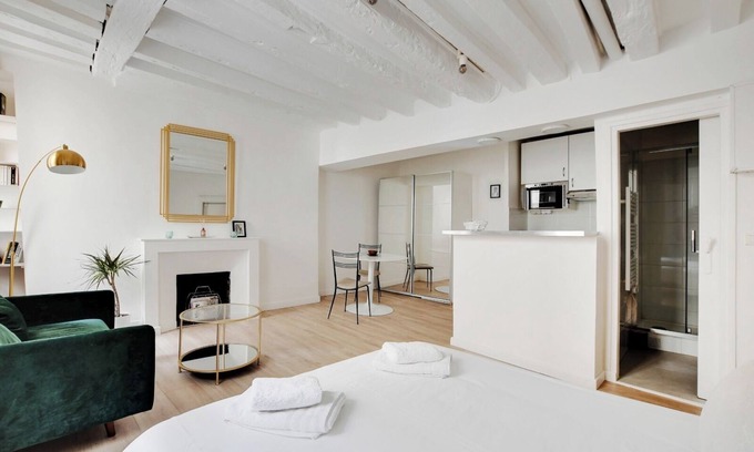 6th Arrondissement Apartment | Raspail Mabillon