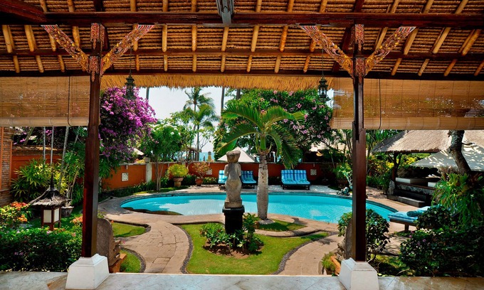 Mangsit Villa | Ratna Wati villa 3 Bedroom with Pool