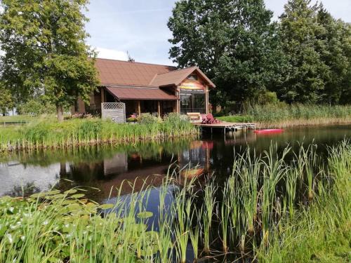 Sniuraiciai House | Raudonkalnis