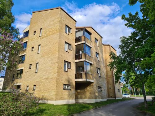 Varkaus Apartment | Rauhallinen huoneisto huippusijainnilla
