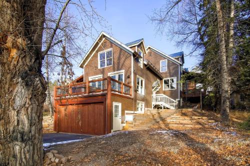 Weisshorn House | Raven's Bungalow
