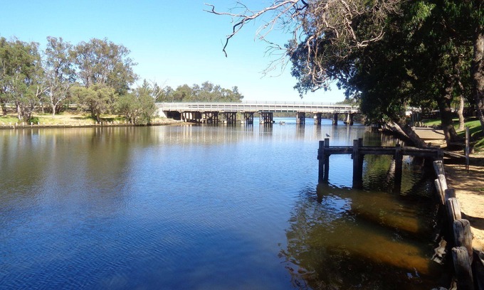 Ravenswood House | Ravo Riverretreat - for the whole family