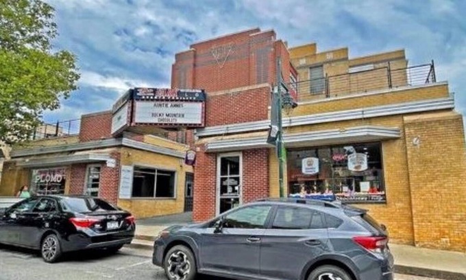 Fayetteville Condo | Razorback Retreat on Dickson Street