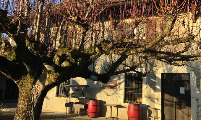 Les Avenieres Hotel | Relais Des Vieilles Postes