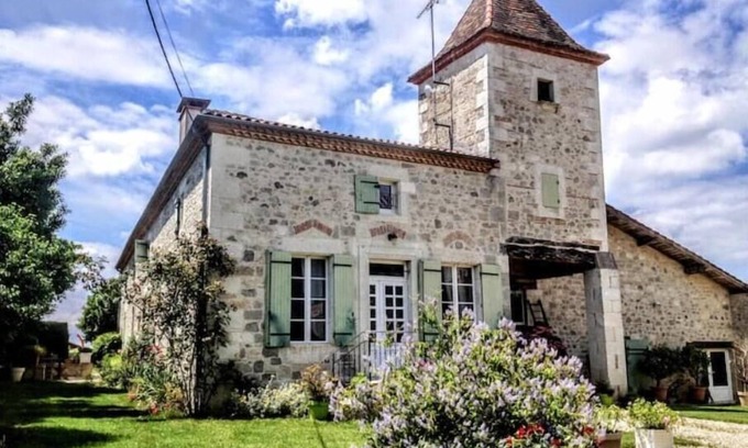 Bourran House | Really nice house in southwest of France.