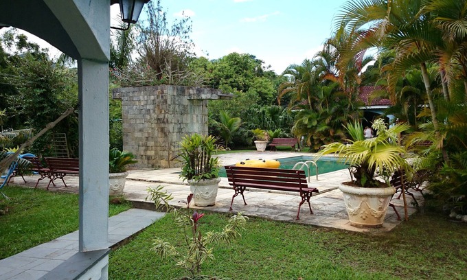 Pedro de Toledo House | Recanto Tricolor farm, farm with pool, barbecue, games room