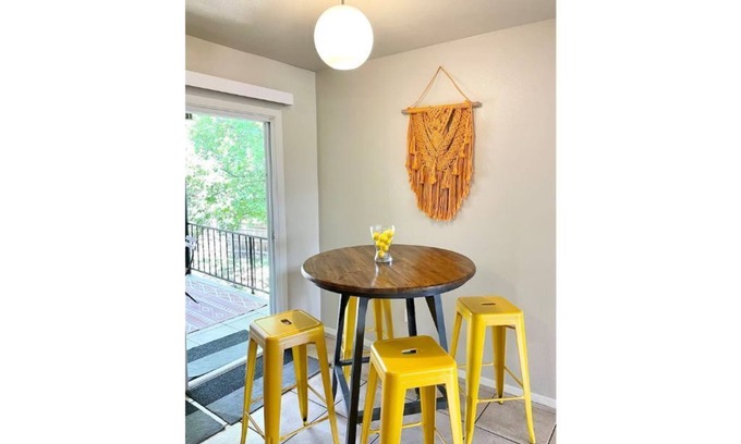 Parker Lane Apartment | *Recharge South Central 5mi from downtown* VC