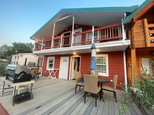 Ulcinj House | Red cabin