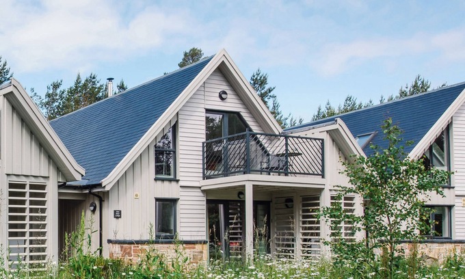 Alvie Cottage | RED DEER LODGE, pet friendly, luxury holiday cottage in Aviemore