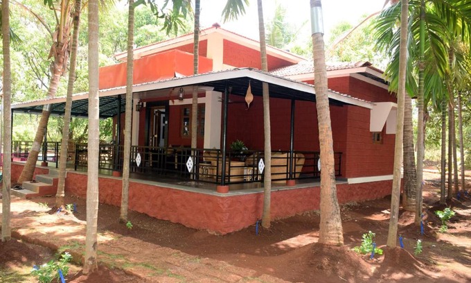 Chiplun House | Red Roof Farmhouse