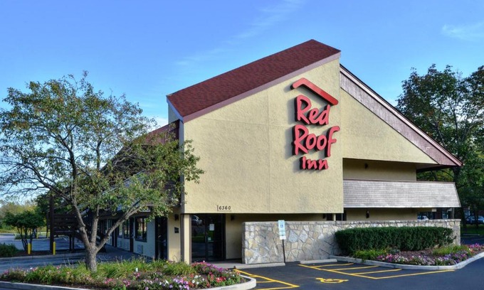 Oak Creek Hotel | Red Roof Inn Milwaukee Airport Oak Creek