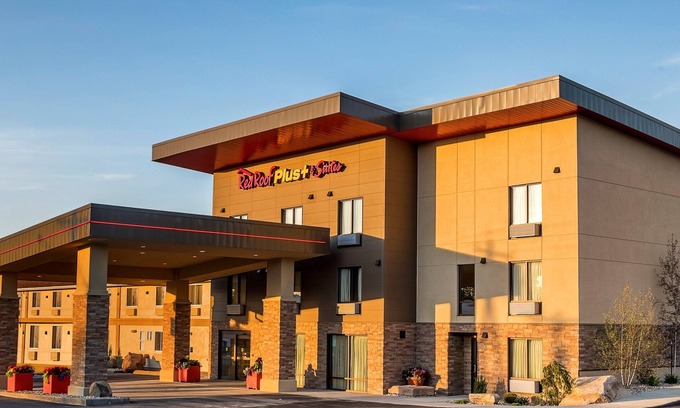 Whippleville Hotel | Red Roof Inn PLUS+ & Suites Malone