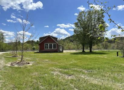 South Royalton House | Redbrick Schoolhouse