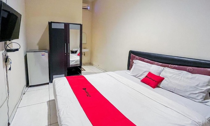 Suko Manunggal Hotel | RedDoorz At Graha 99 Simomulyo
