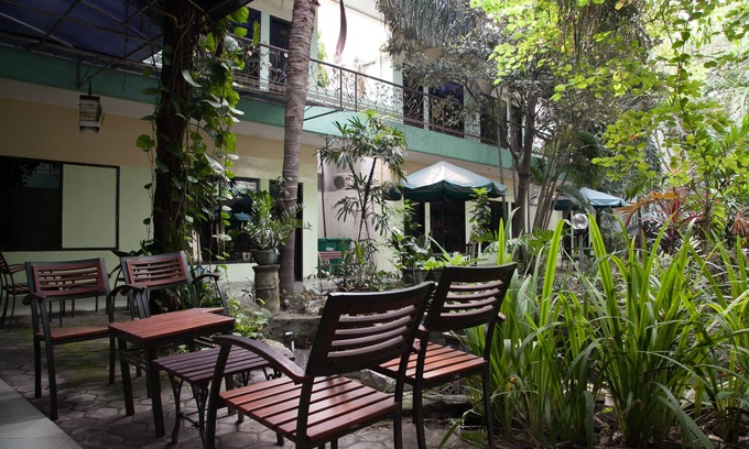 Sidoarjo House | RedDoorz near Juanda International Airport