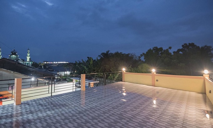 Singkawang House | RedDoorz near RSUD Dr. Abdul Aziz