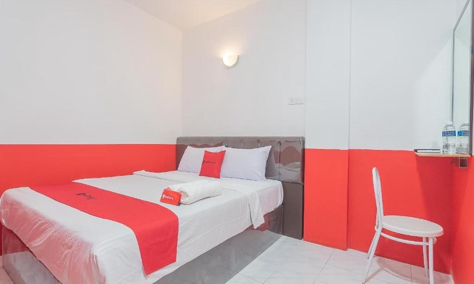 Tanjung Uncang House | RedDoorz @ Pasar Melayu Sagulung Batam