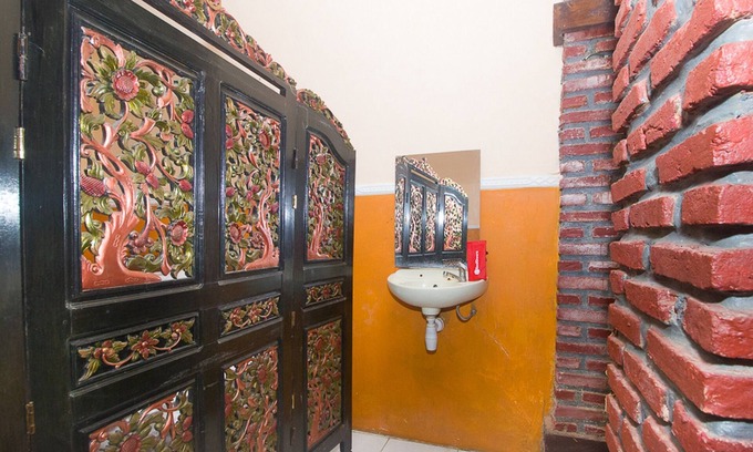 Sumenep House | RedDoorz Syariah near Keraton Sumenep