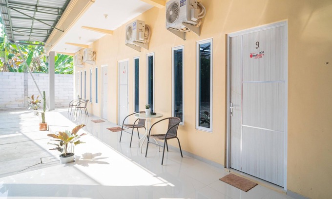 Nganjuk House | RedDoorz Syariah @ Winong Nganjuk