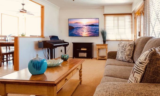 North Redondo House | Redondo Beach House Close to LAX/Sofi/Forum/Beach/Restaurants