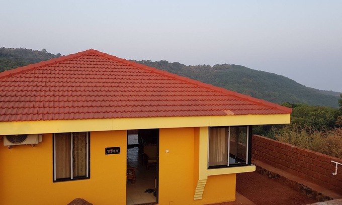Mhsala House | Redstone Hills Karle
