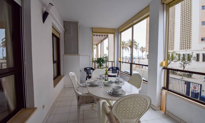 Torreblanca Apartment | Ref: 299 4 bedroom front line beach apartment with swimming pool in Fuengirola