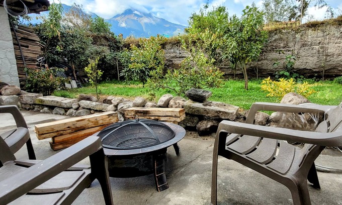 San Pablo del Lago Cabin | Refugio Cumanda Lodge