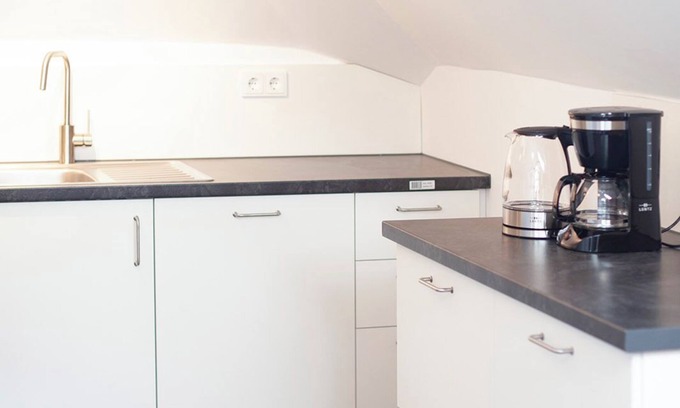 Alsdorf Apartment | Refurbished 2-room apartment in a quiet location in the inner courtyard, Alsdorf