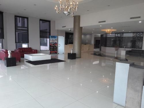 Piarco Hotel | Regent Star Hotel