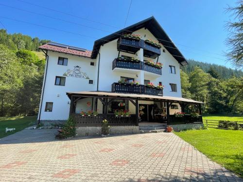 Moeciu de Sus House | Regina Munților A