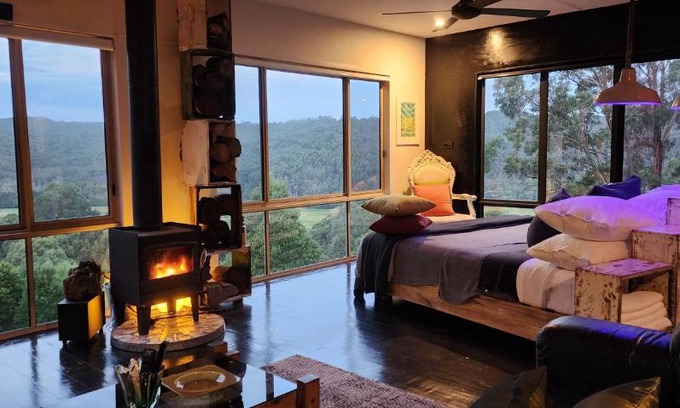 Gellibrand Lower Villa | Rehab155 @Destination M: relax, reconnect, imagine