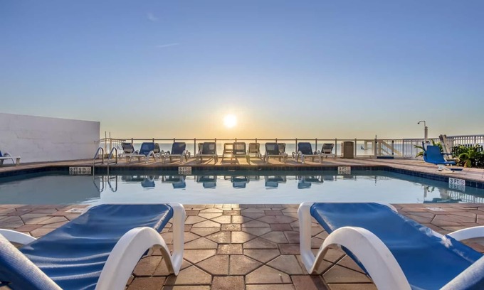 Seabreeze Park Hotel | Rejuvenate by the Sea | Tranquil Beachfront Escape for Relaxation | 2 Units
