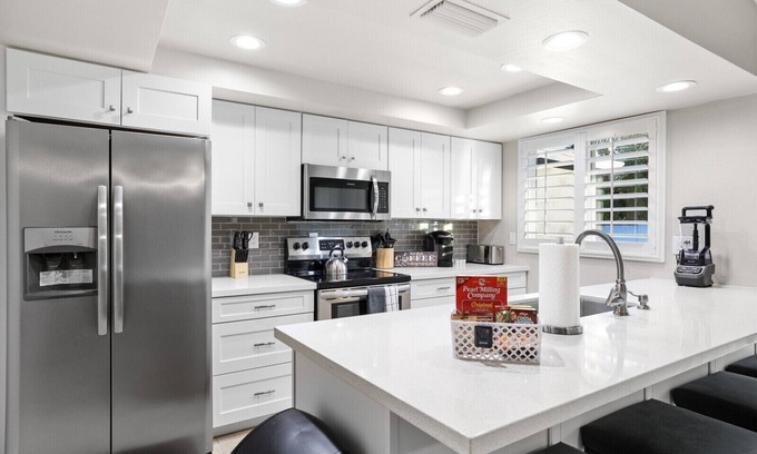 Central Scottsdale House | Rejuvenating Home w/Central Location + Pool Oasis