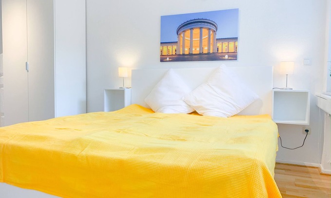 Aachen House | Relax Aachener Boardinghouse Premium 1 App 2