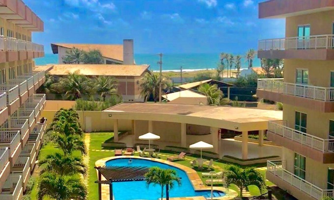 Praia do Futuro I Apartment | Relax on the beach of Porto das Dunas, just a few meters from Beach Park