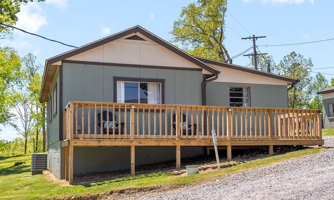 Buchanan Cabin | Relax & Recharge, 2BR/1BA Lakefront Stay with Boat Slip + Pet-Friendly