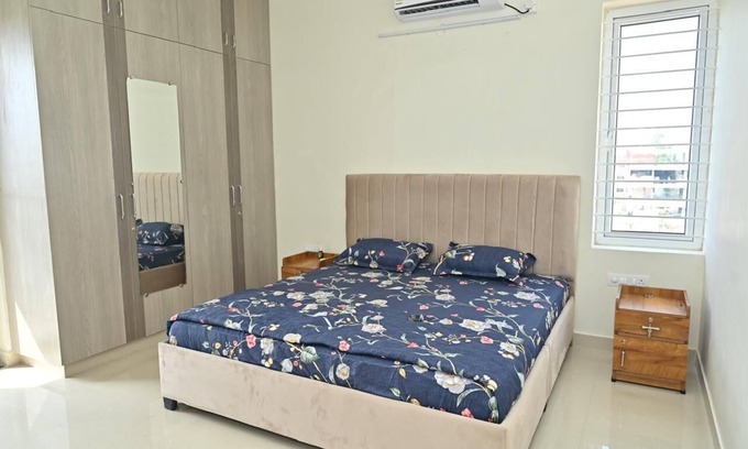 Mysore Apartment | Relax with family at Charming 2bedroom apartmnt with WiFi AC in wonderful Mysore