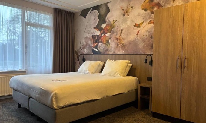 Berg en Dal Hotel | Relax with Forest Views, Pool Access & Free Parking in a Peaceful Setting!
